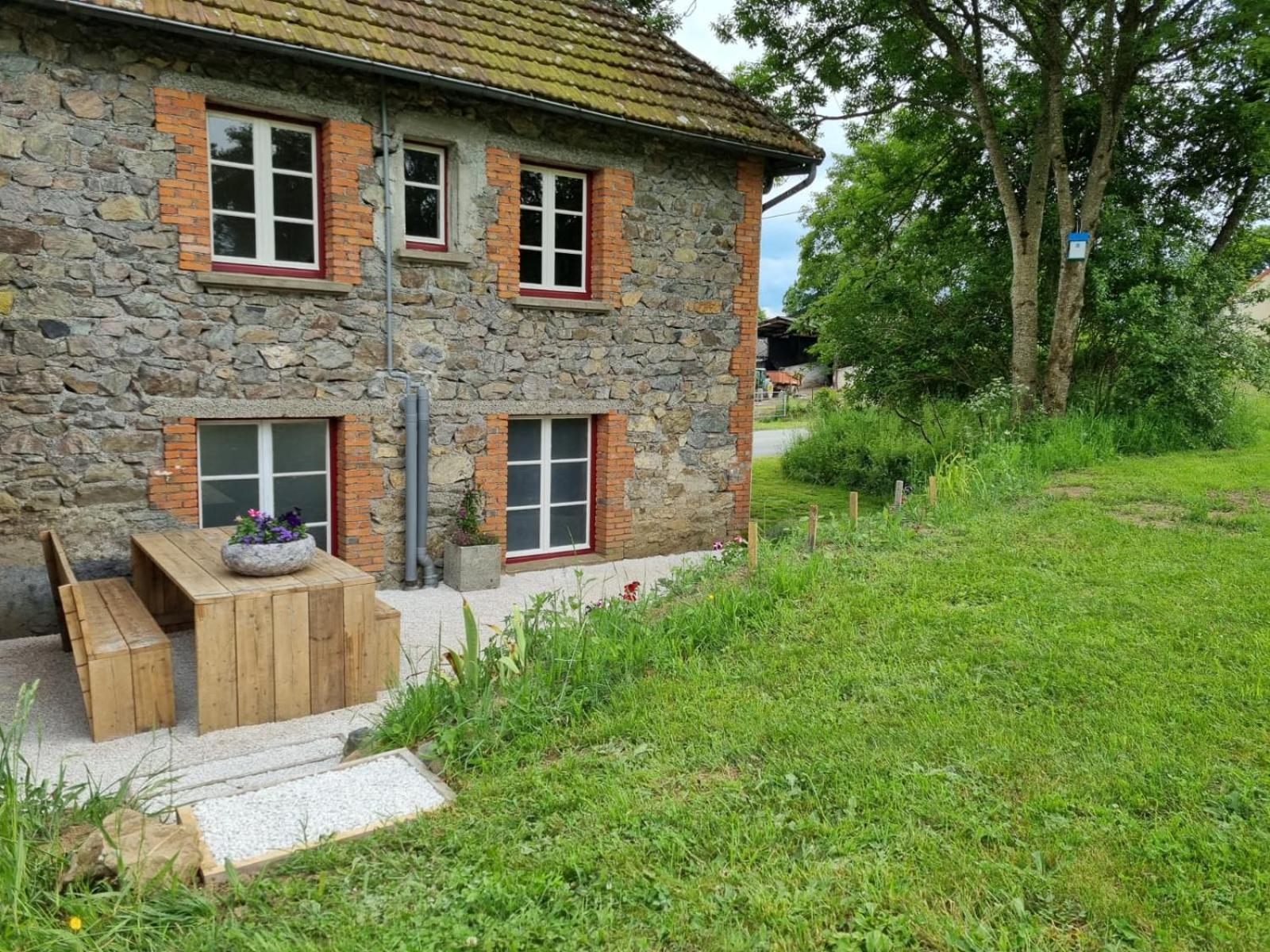 Le Montaurier Appartement Combrailles Buitenkant foto
